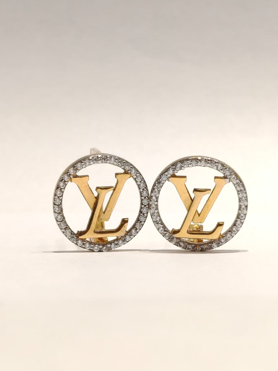 LV Tops