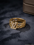LV RING
